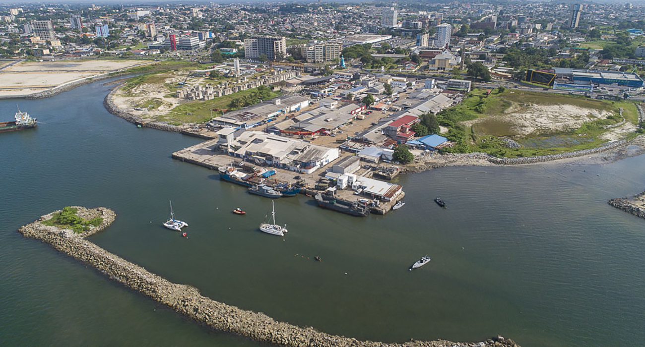 5. Port Mole de Libreville